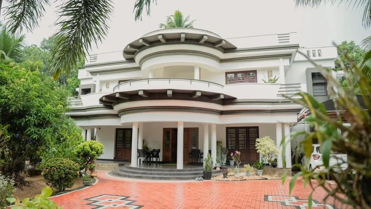 Marari Sailor Homestay Shertallai